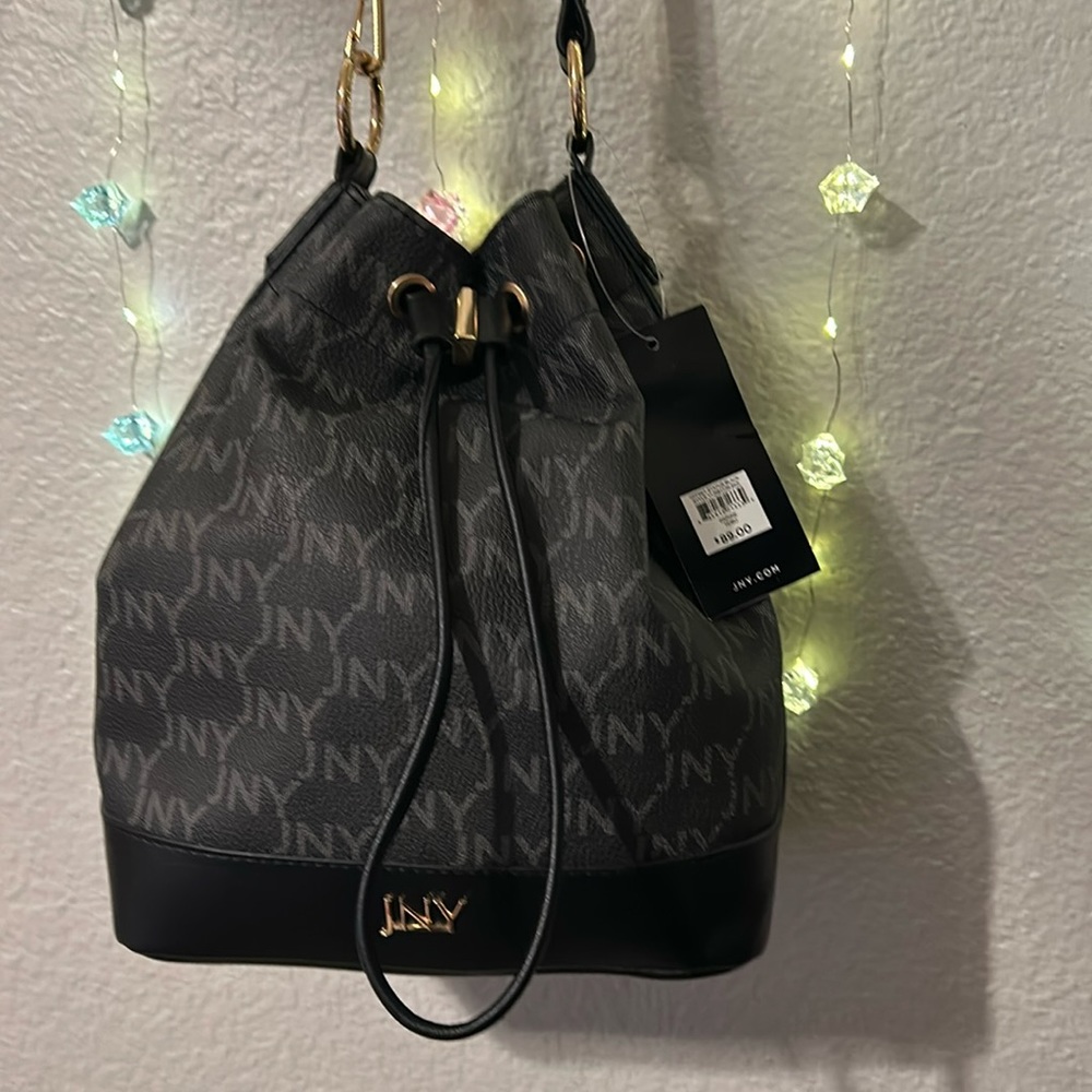 Jones New York signature ( J.N.Y